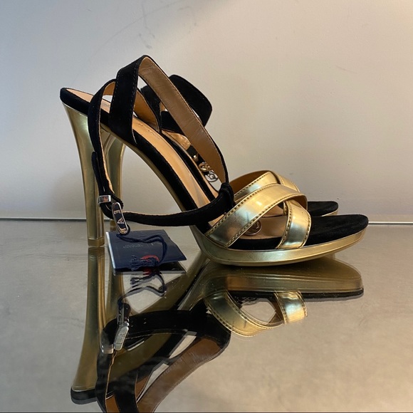 Armani Jeans Sandals - Picture 4 of 6